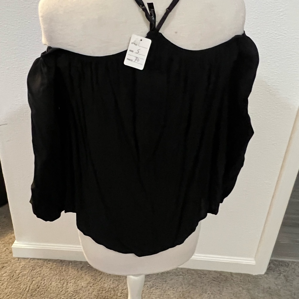 black top - Picture 3 of 3
